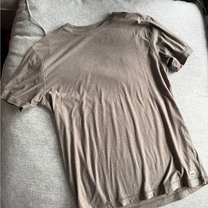 Vuori Men's Strato tech T-Shirt